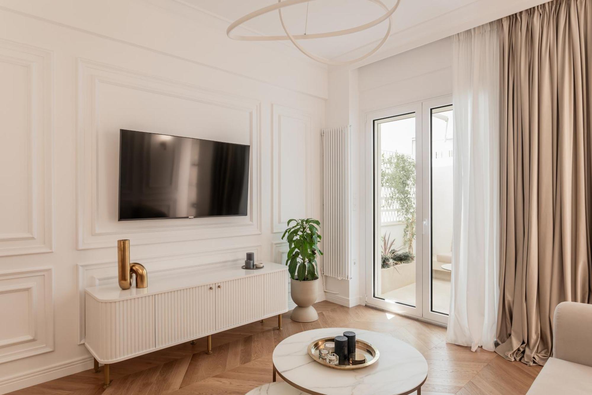 Elegant Apartment A Breath Away From The Acropolis Atina Dış mekan fotoğraf
